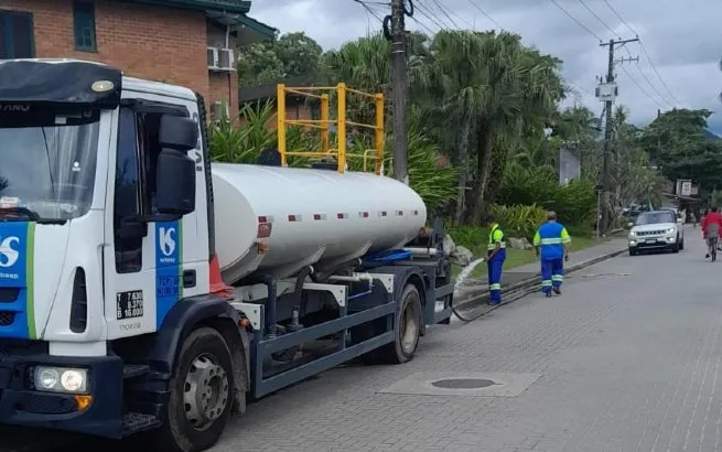 Prefeitura multa Sabesp em R$ 100 mil por extravasamento de esgoto em Juquehy