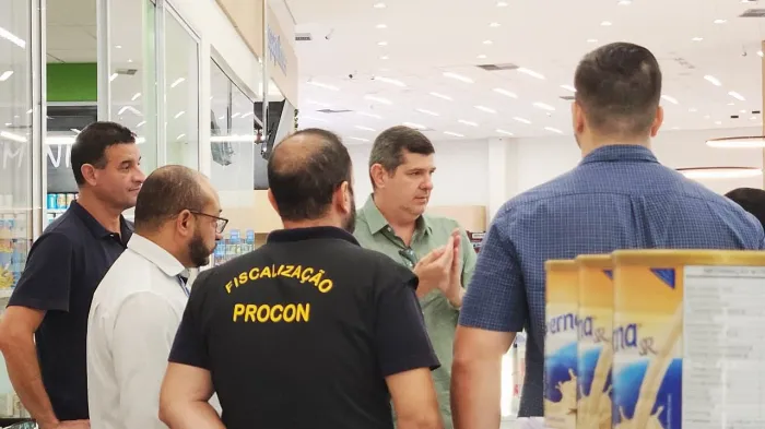 Procon faz ação educativa, com atenção especial a novas lojas