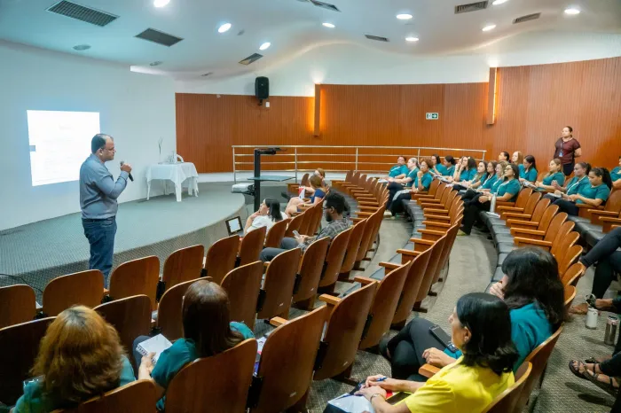 Jornada Pedagógica: Creche-Escola Sementinha debate autismo na educação