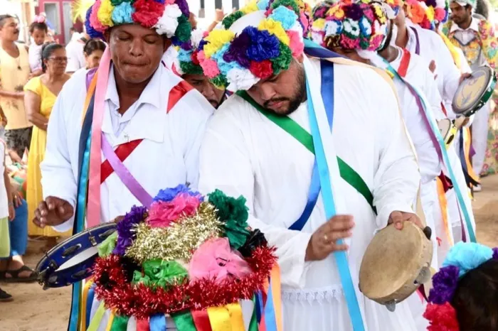Itaúnas é palco da Festa de São Benedito e São Sebastião, com mais de 20 grupos folclóricos
