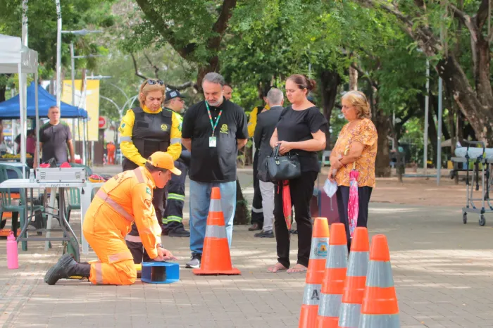 Detran, Bombeiros, PRE e AMC realizam ação alusiva à nova campanha nacional de segurança viária