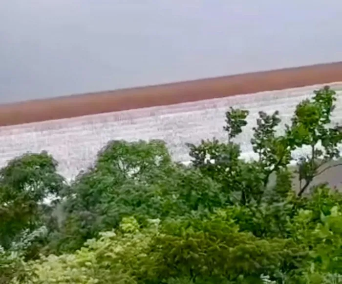 Idepi: Barragem Salinas sangra depois de forte chuva na região de São Francisco do Piaui