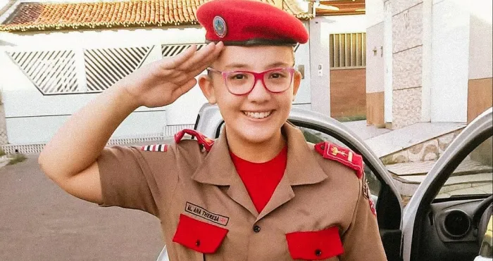 - A estudante Ana Theresa Fonseca Carvalhal, aprovada em primeiro lugar no vestibular para Medicina, na USP (Foto: Divulgação)