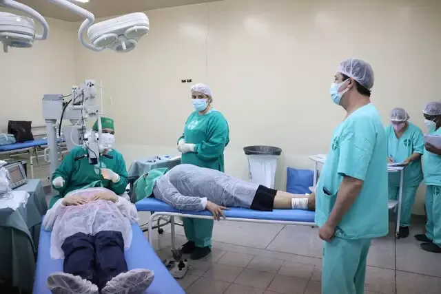 Com 292 endoscopias, 1.012 ressonâncias e 364 tomografias, Costa Rica...