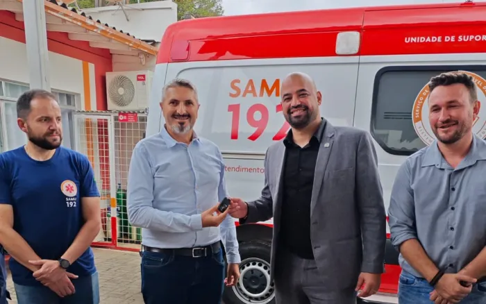 SAMU de Chapecó recebe duas novas ambulâncias para renovação da frota e reforça a qualidade nos atendimentos