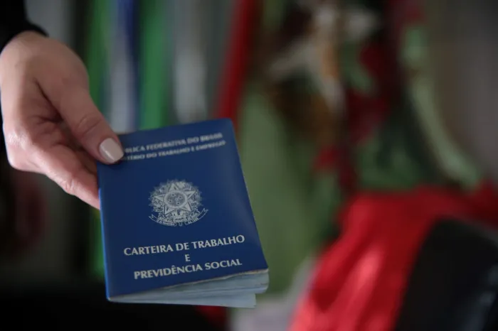 Santa Catarina chega ao pleno emprego com a menor taxa de desocupação dos últimos 10 anos