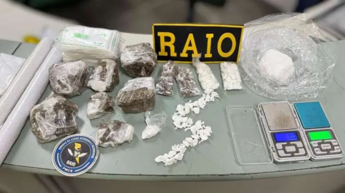 Polícia Militar apreende drogas durante ação no bairro Genibaú