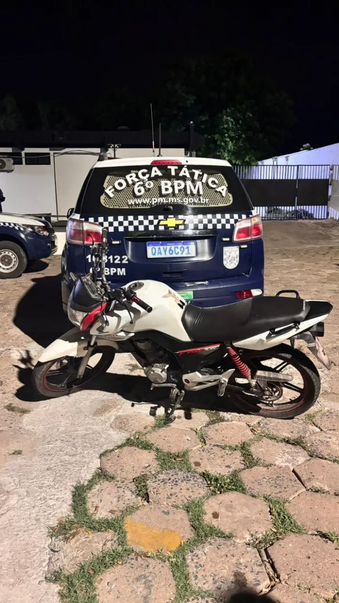 POLÍCIA MILITAR RECUPERA MOTOCICLETA FURTADA EM LADÁRIO