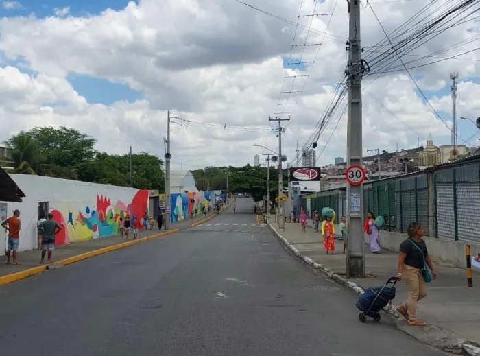 Prefeitura de Caruaru destina vagas de estacionamento para vans em dias de Feira da Sulanca