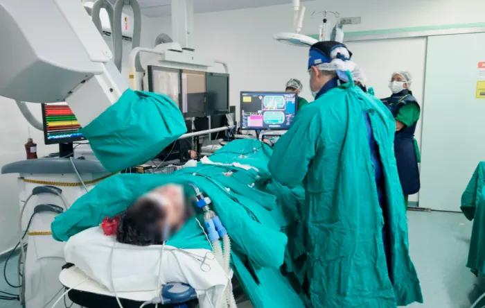 Hospital de Messejana realiza procedimento cardiológico complexo e inovador para tratar paciente com síndrome rara