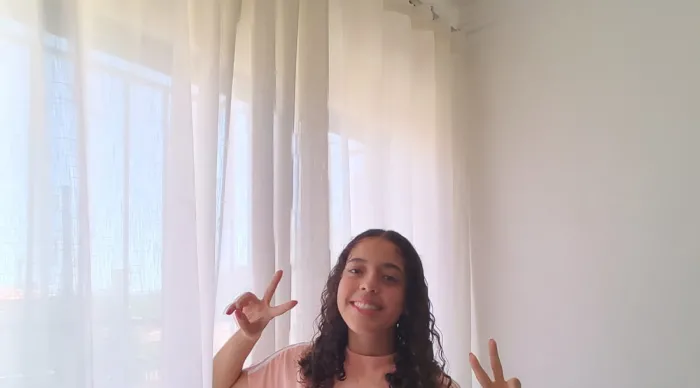 Júlia Vitória será a representante de Sergipe no Parlamento Juvenil do Mercosul 2025 / Fotos: Divulgação/ Unidade escolar