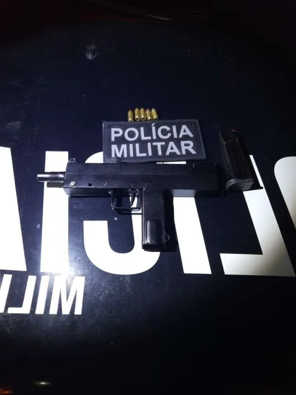 PMCE prende em flagrante homem que ameaçou a esposa com arma em Camocim