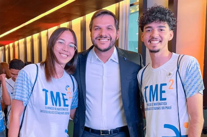 Estudantes da rede estadual que foram destaques no TME² são aprovados na UFPI