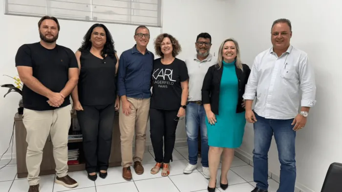 Habitação e engenheiros debatem parceria para beneficiar população