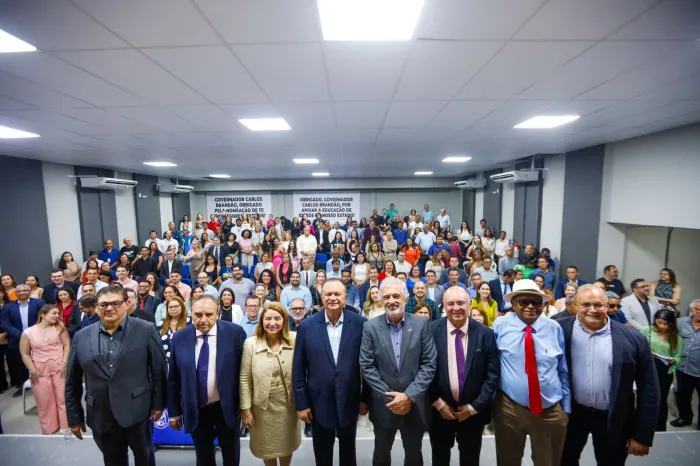 Governador Brandão nomeia 111 novos professores efetivos da Uema e lança programa Universidade Aberta Intergeracional