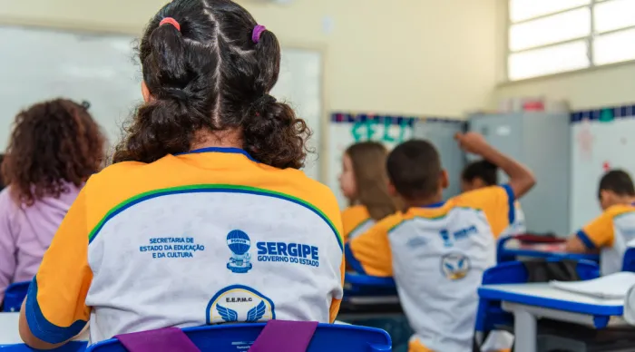 Governo do Estado cumpre acordo com o magistério e paga acima do piso nacional