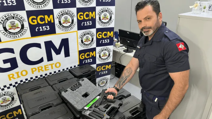 GCM recebe 182 pistolas para reforçar a segurança na cidade