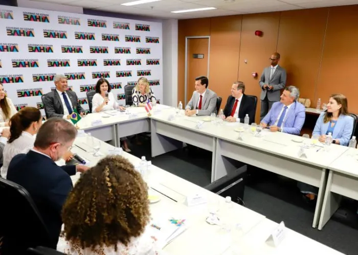 PGJ participa de reunião de apresentação do ‘Pacto pela Saúde’ com ministra da Saúde e governador da Bahia