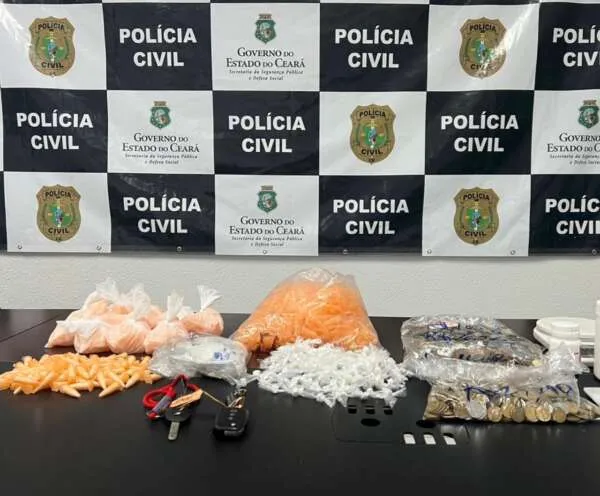 Polícia Civil captura em flagrante chefe de grupo criminoso e apreende 1 kg de cocaína na Capital