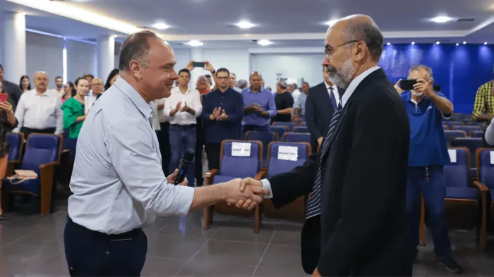 Doutor José Heitor é empossado como Secretário de Serviços Gerais