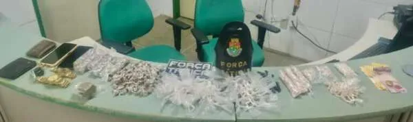 Polícia Militar captura quatro suspeitos de tráfico de drogas em Mulungu