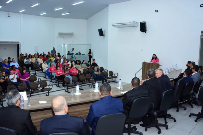Prefeita Wanderleia Caravina apresenta plano de trabalho para 2025 na 2ª Sessão Solene da 18ª Legislatura
