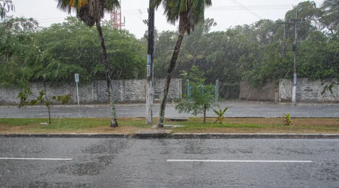 Alerta segue até às 11h da próxima sexta-feira, 7, e pode se estender até o sábado, 8 / Foto: Thiago Santos