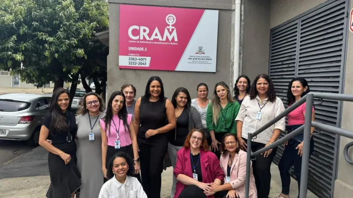 Secretária da Mulher visita CRAM 2
