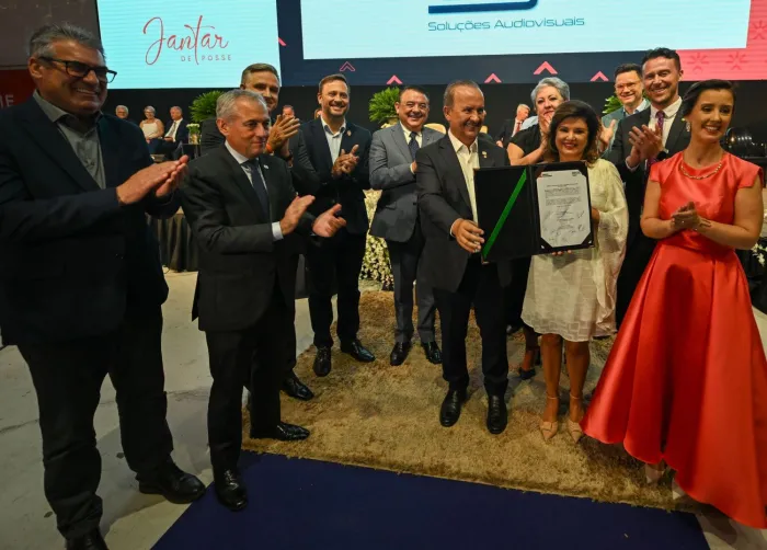 Jorginho Mello lança Pronampe BRDE 2025 durante posse da nova presidente da Ajorpeme