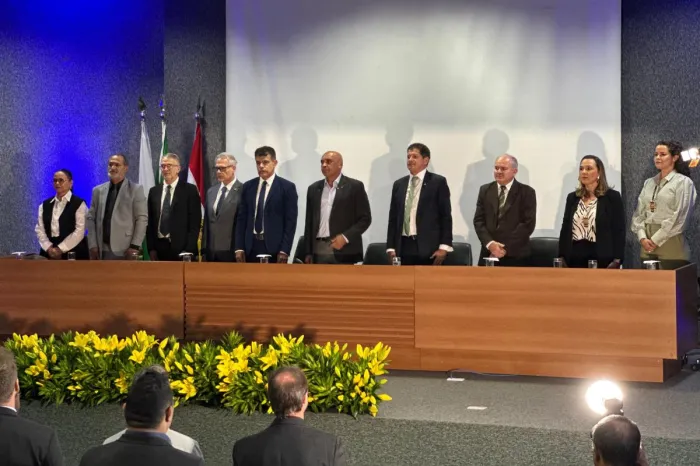 CLDF reverencia peritos papiloscopistas em solenidade