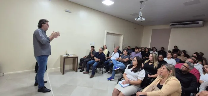 Sicom/Semtur: Reunião alinha parcerias para fortalecer turismo e comércio local em 2025
