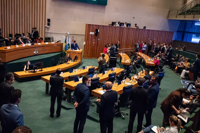CLDF contribuiu com o substitutivo do decreto que extingue Comitê Gestor da Saúde 