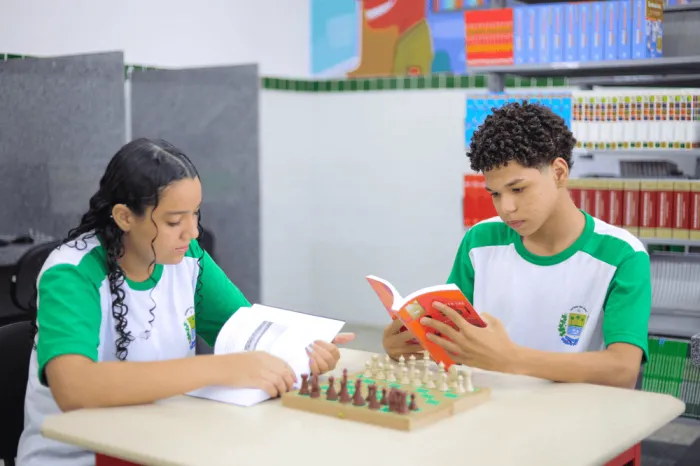 Restrição ao uso de celulares nas escolas da rede estadual colabora com foco e aprendizado dos estudantes