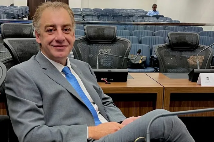 Escolhido pelo PL, Neno Razuk vai assumir cadeira na CCJR