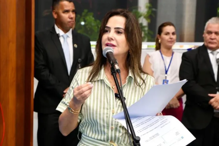 Mara Caseiro solicita inclusão de Peritos Odonto-Legistas em concurso da Polícia Civil de