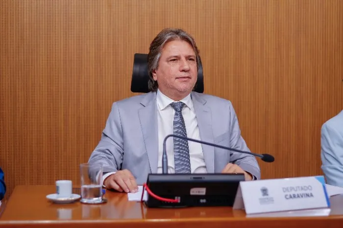 Na CCJR, Caravina destaca importância da readequação salarial para servidores do Imasul