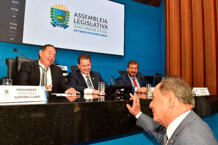 Ordem do Dia: Projeto de reajuste a servidores de Gestão Ambiental é aprovado