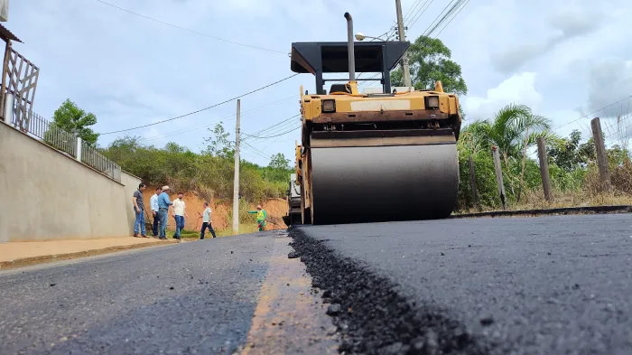 Governo do Estado dá início a obras de recapeamento em rodovia rural de Rio Bananal
