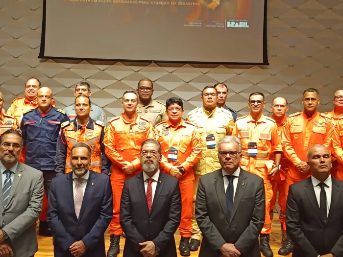 Corpo de Bombeiros participa de lançamento de programa federal no combate a desastres