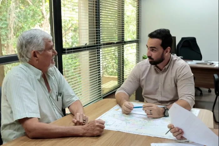 Zeca atualiza andamento de projetos de infraestrutura importantes para a agricultura