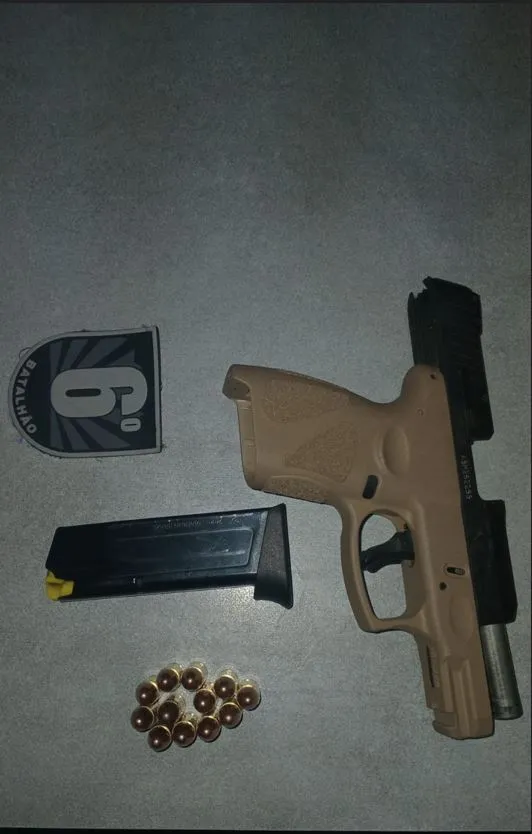 Polícia Militar atende ocorrência de violência doméstica em Ladário e apreende arma de fogo