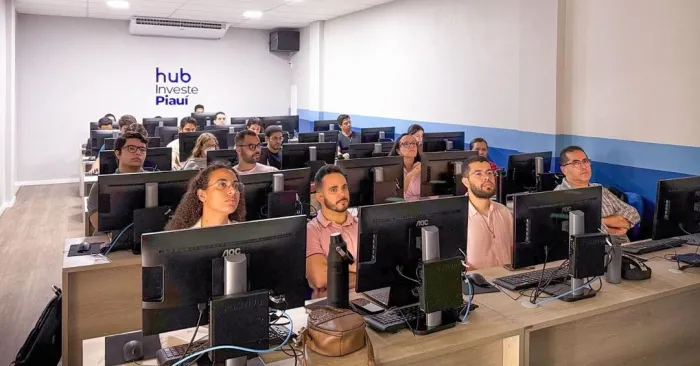 CapacitIA avança para terceira etapa e desenvolve assistentes virtuais para secretarias do Piauí