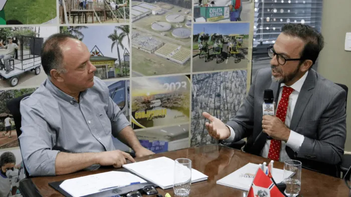 Prefeito discute projetos da Vara da Infância e Juventude