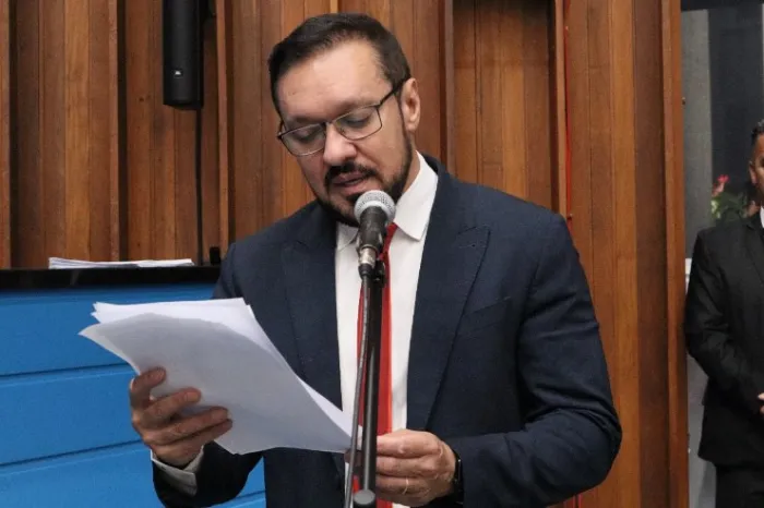 Deputado Lucas de Lima solicita instalação de poço artesiano para o distrito de Vila Sapé
