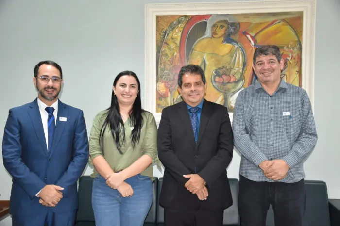 SÃO LUÍS – PGJ recebe prefeito de São João dos Patos