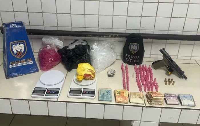 PM localiza e apreende entorpecentes e arma de fogo em bairro de Serra