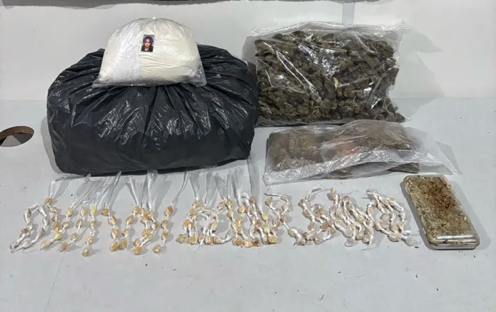 Força Tática do 4ºBPM realiza apreensão de drogas em Vila Velha