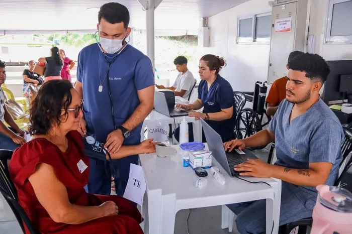 Barco Hospital São João XXIII leva atendimento de saúde a zona rural de Manacapuru