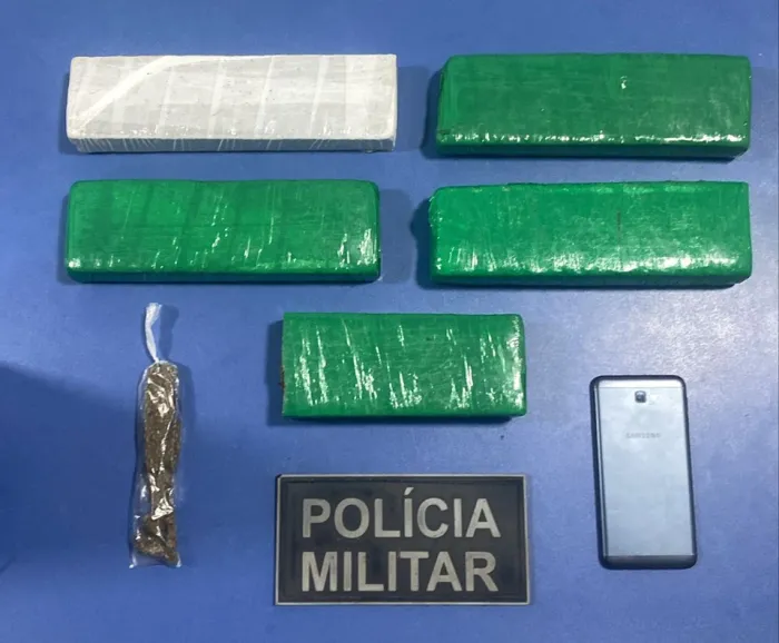 PM apreende drogas em São Mateus