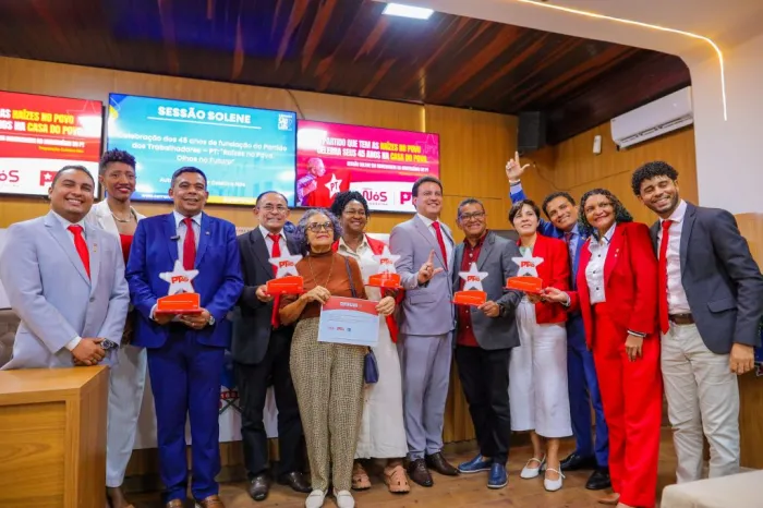 Sessão Solene homenageia os 45 anos de fundação do Partido dos Trabalhadores
